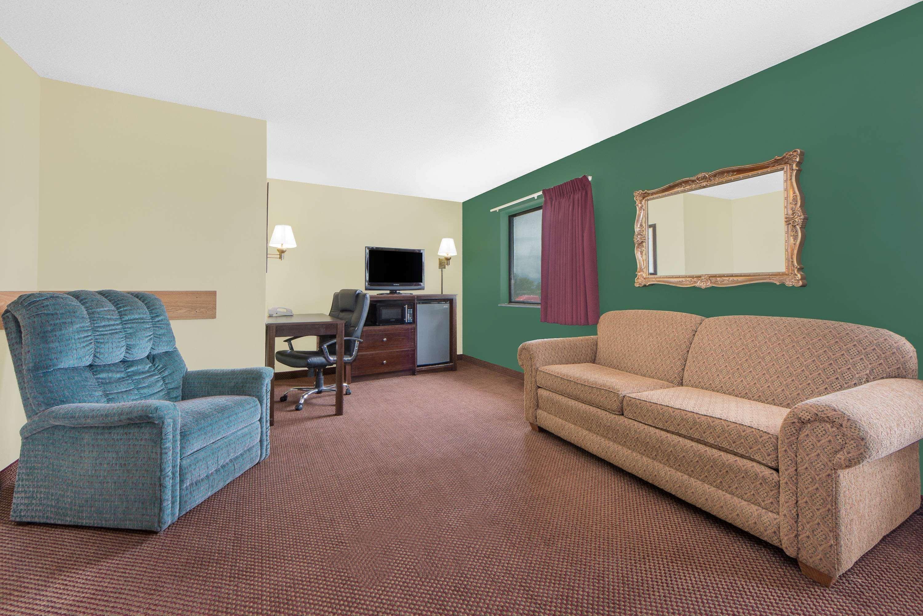 Super 8 By Wyndham Ottumwa Μοτέλ Εξωτερικό φωτογραφία